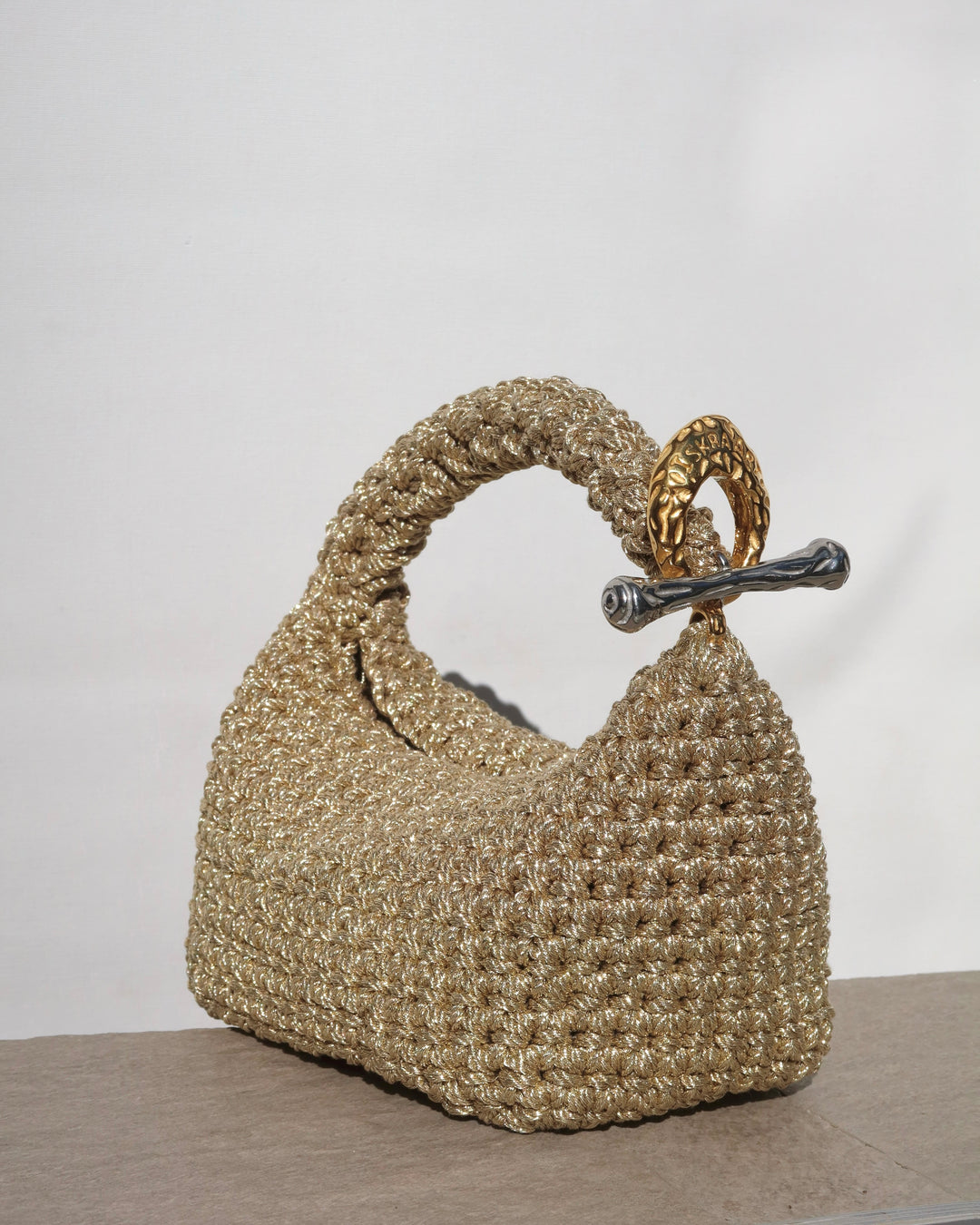 Gigi Clasp Bag - Metallic Gold