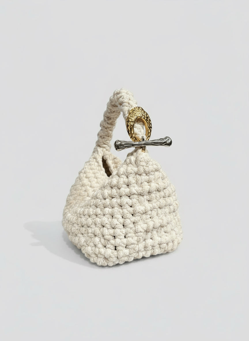 Small Gigi Clasp Bag - White