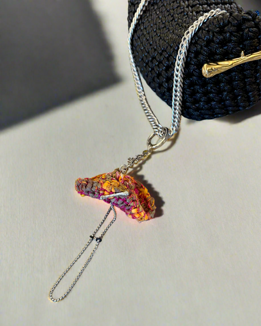 Mini Cowboy Hat Charm - Ключодържател/Аксесоар за чанта