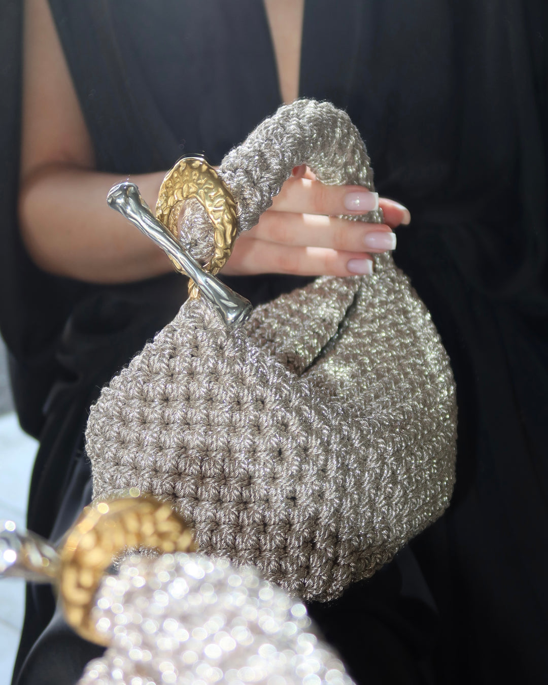 Gigi Clasp Bag - Metallic Platinum