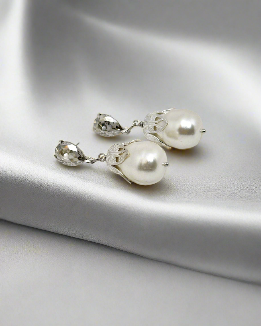 Gothic Grande Pearl Earrings