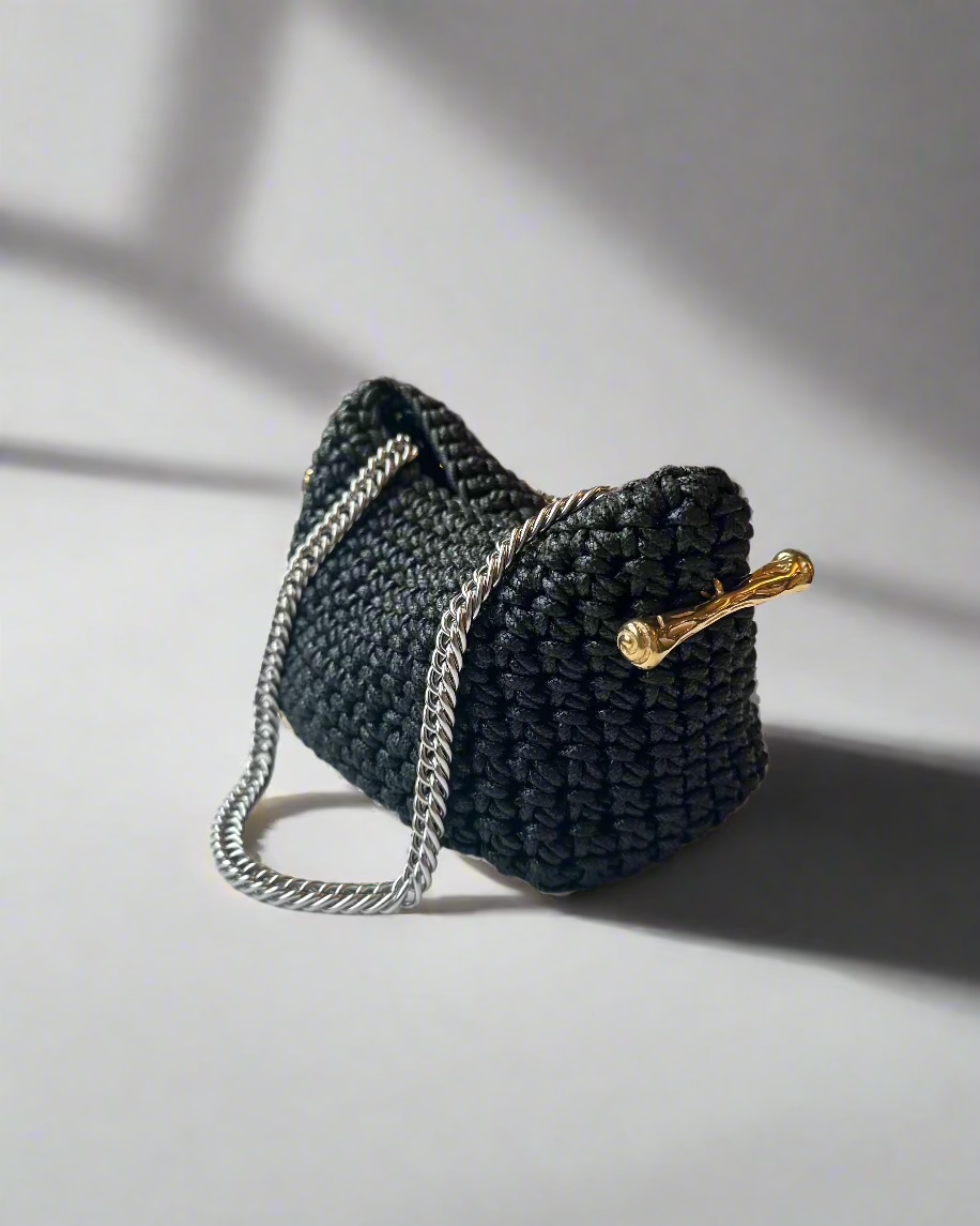 Малка чанта Stella Clasp Bag от изкуствена кожа