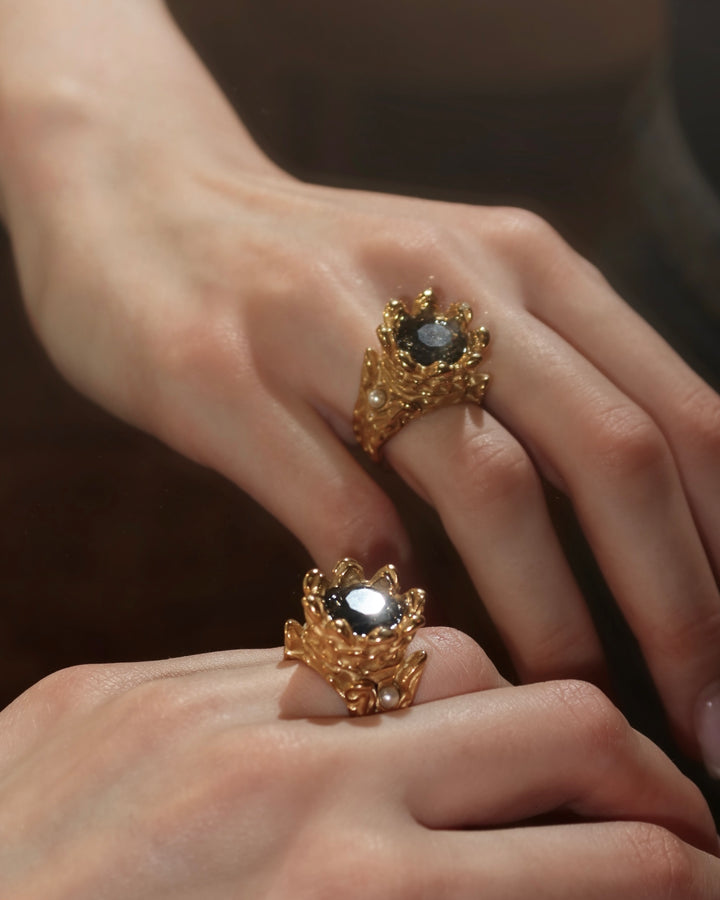 Crystal Royal Ring - Gold Steel