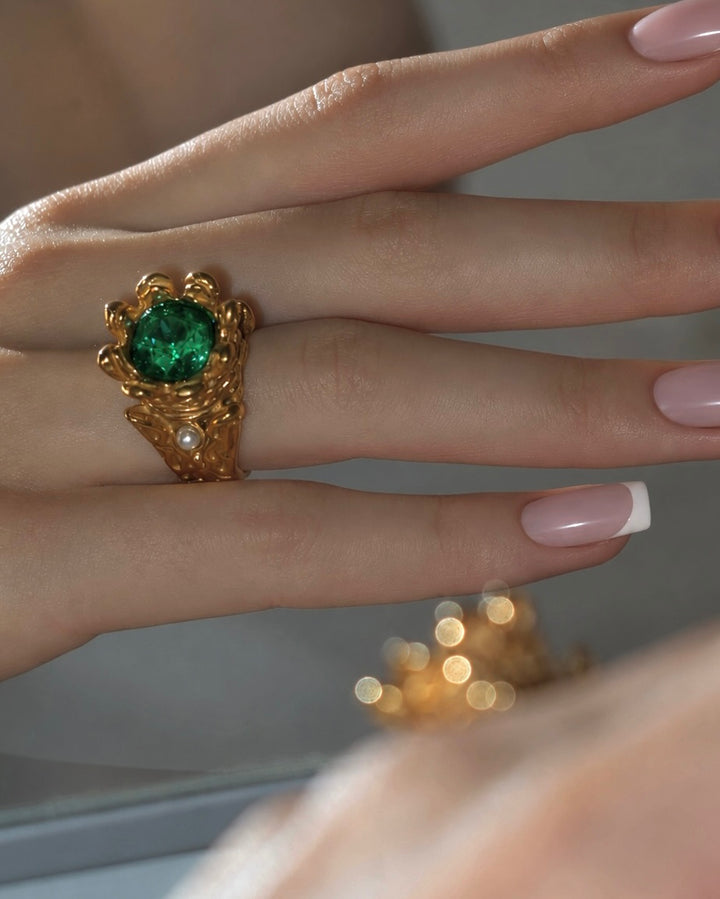 Crystal Royal Ring - Gold Steel