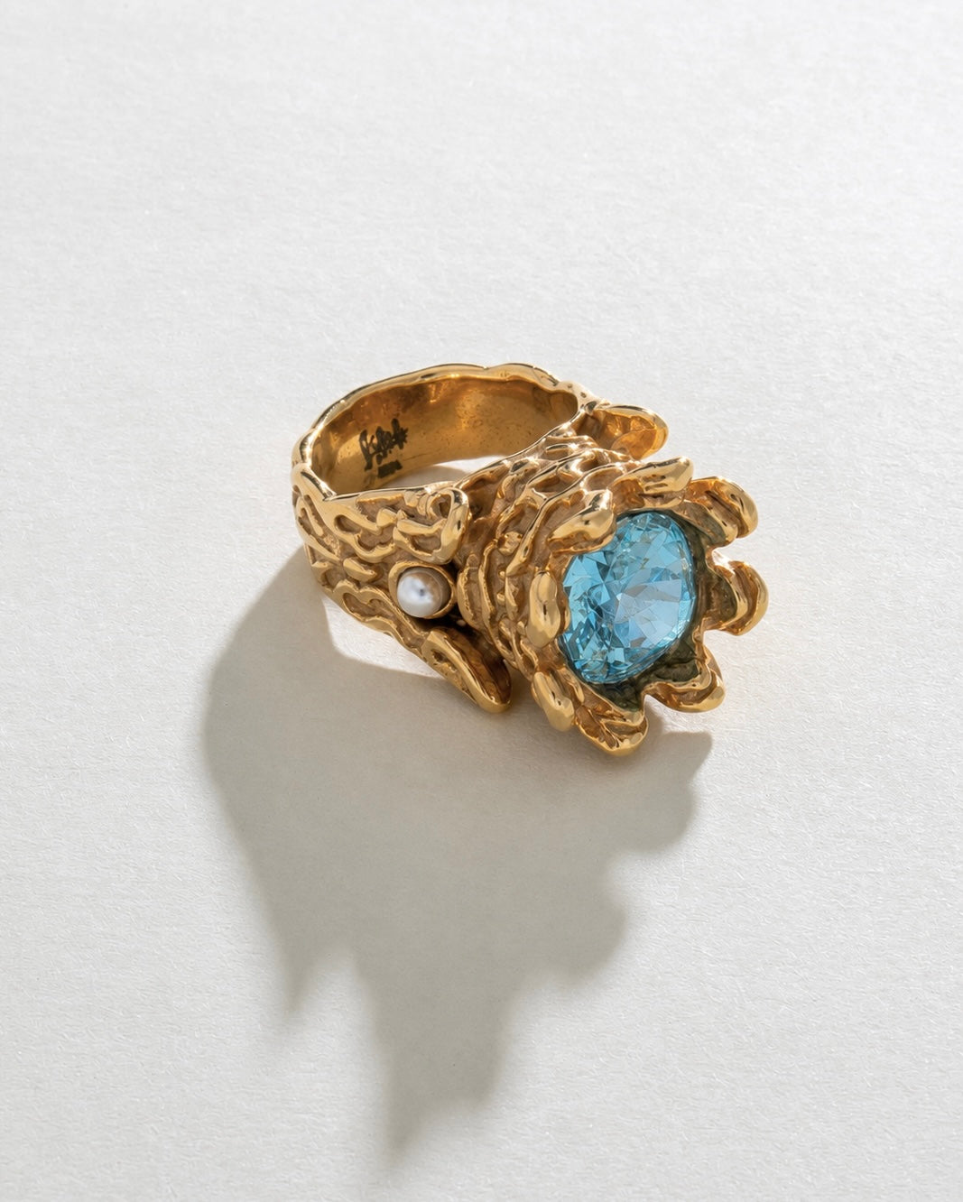 Crystal Royal Ring - Gold Steel