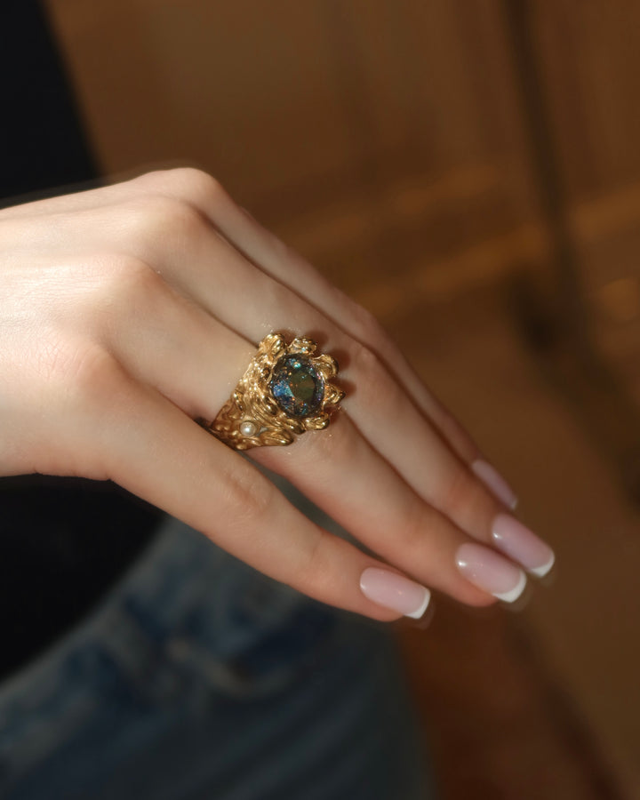 Crystal Royal Ring - Gold Steel