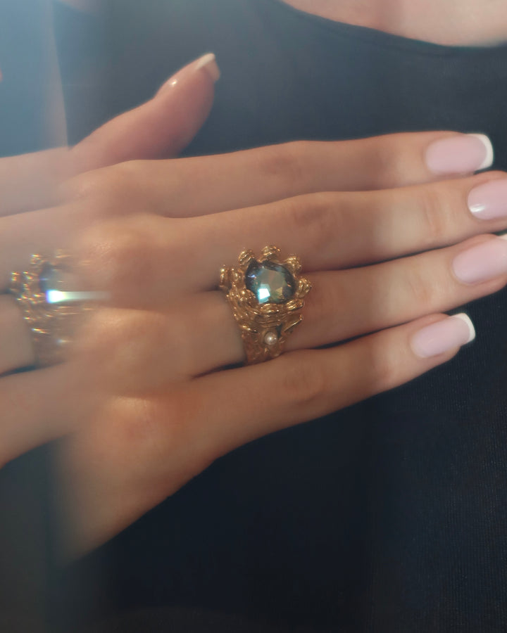 Crystal Royal Ring - Gold Steel