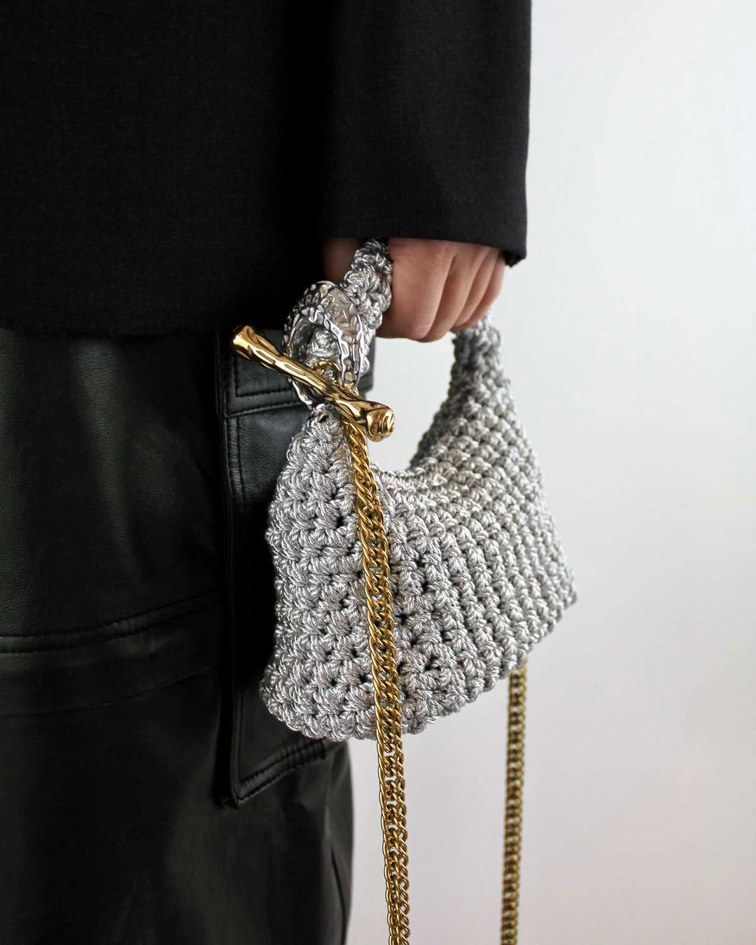 Mini Flirty Clasp Chain Bag