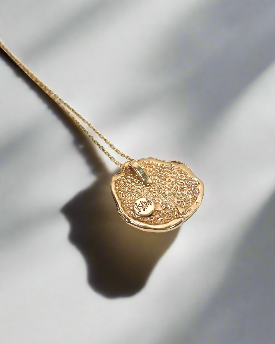 Pendant Medallion - Gold with Diamond