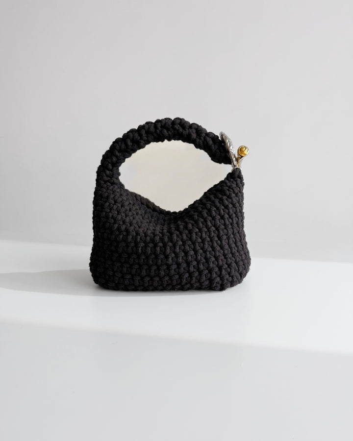 Gigi Clasp Bag - Black