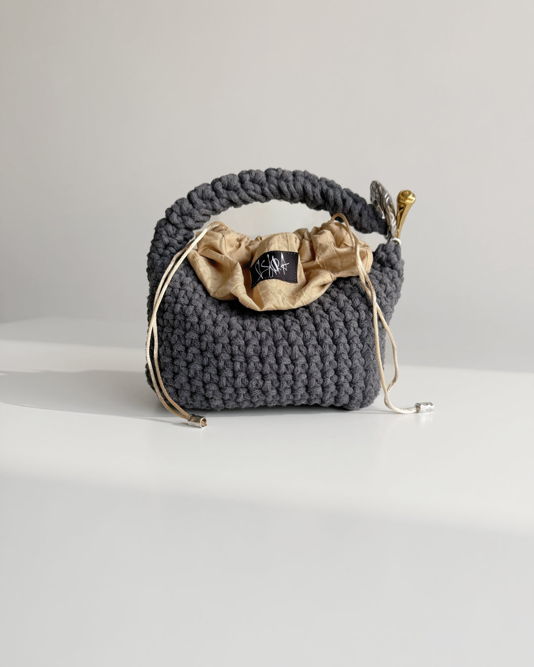 Gigi Clasp Bag - Grey