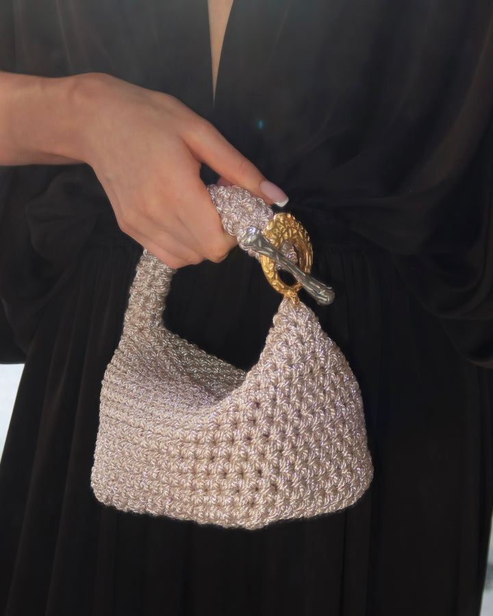 Gigi Clasp Bag - Metallic Platinum