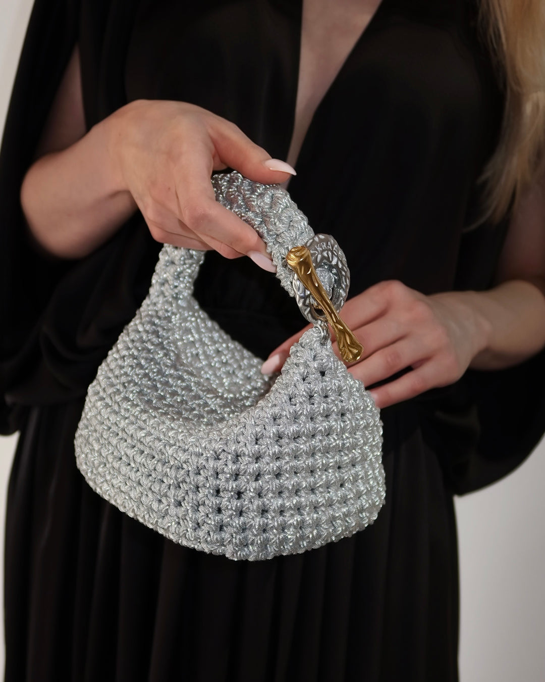 Gigi Clasp Bag - Metallic Silver