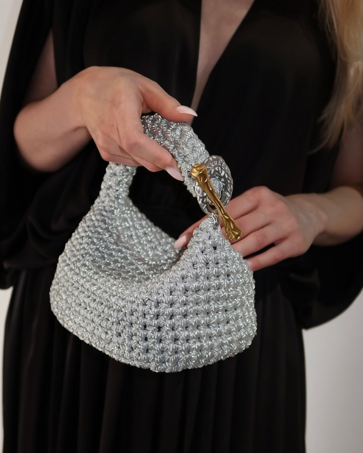 Gigi Clasp Bag - Metallic Silver