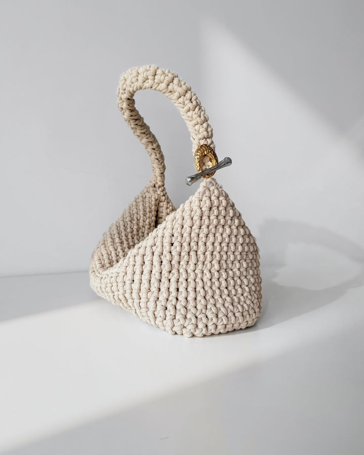 Gigi Clasp Bag - Sand