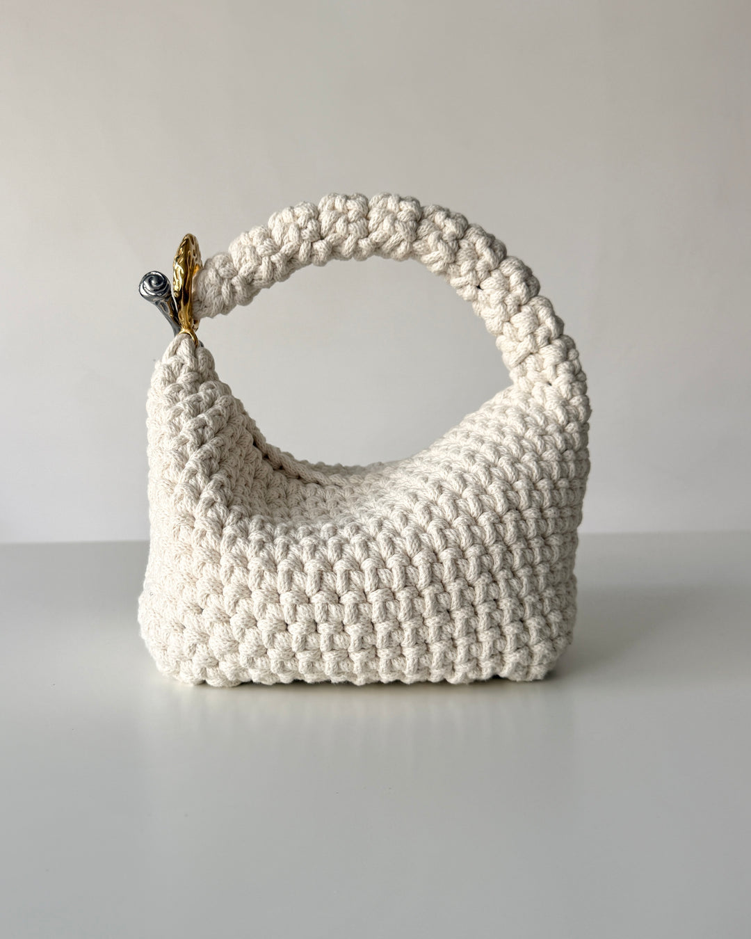Gigi Clasp Bag - White