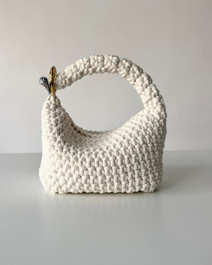 Gigi Clasp Bag - White