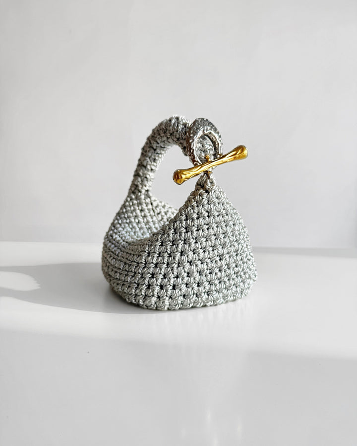 Gigi Clasp Bag - Metallic Silver