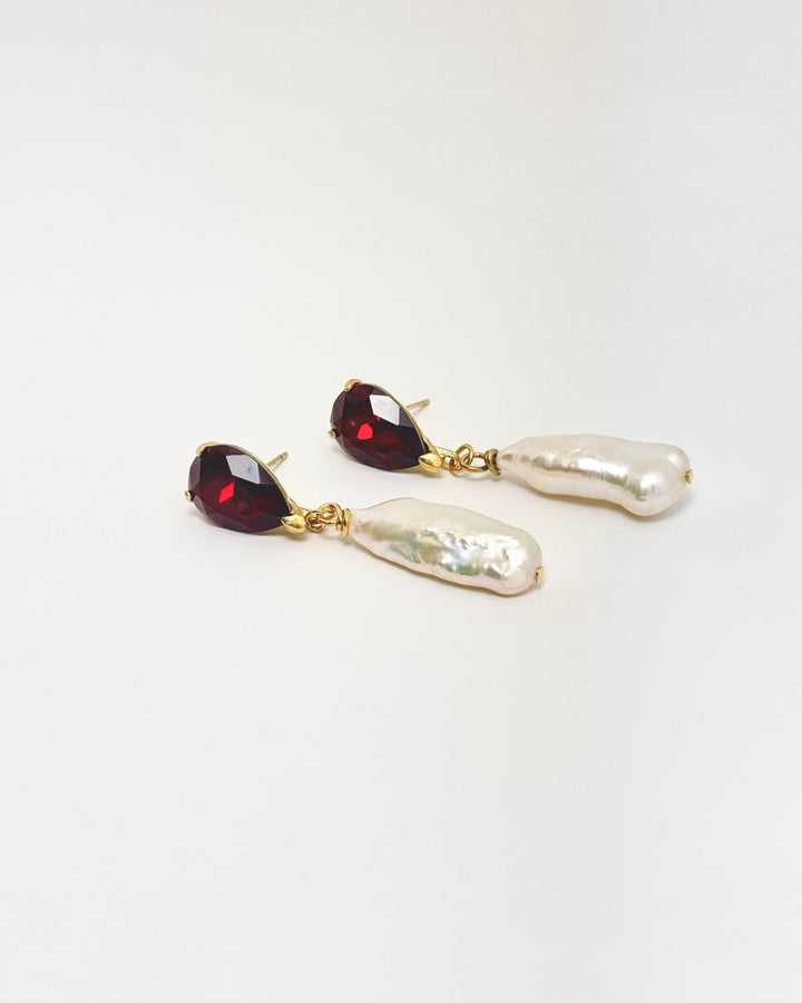 River Pearl Earrings