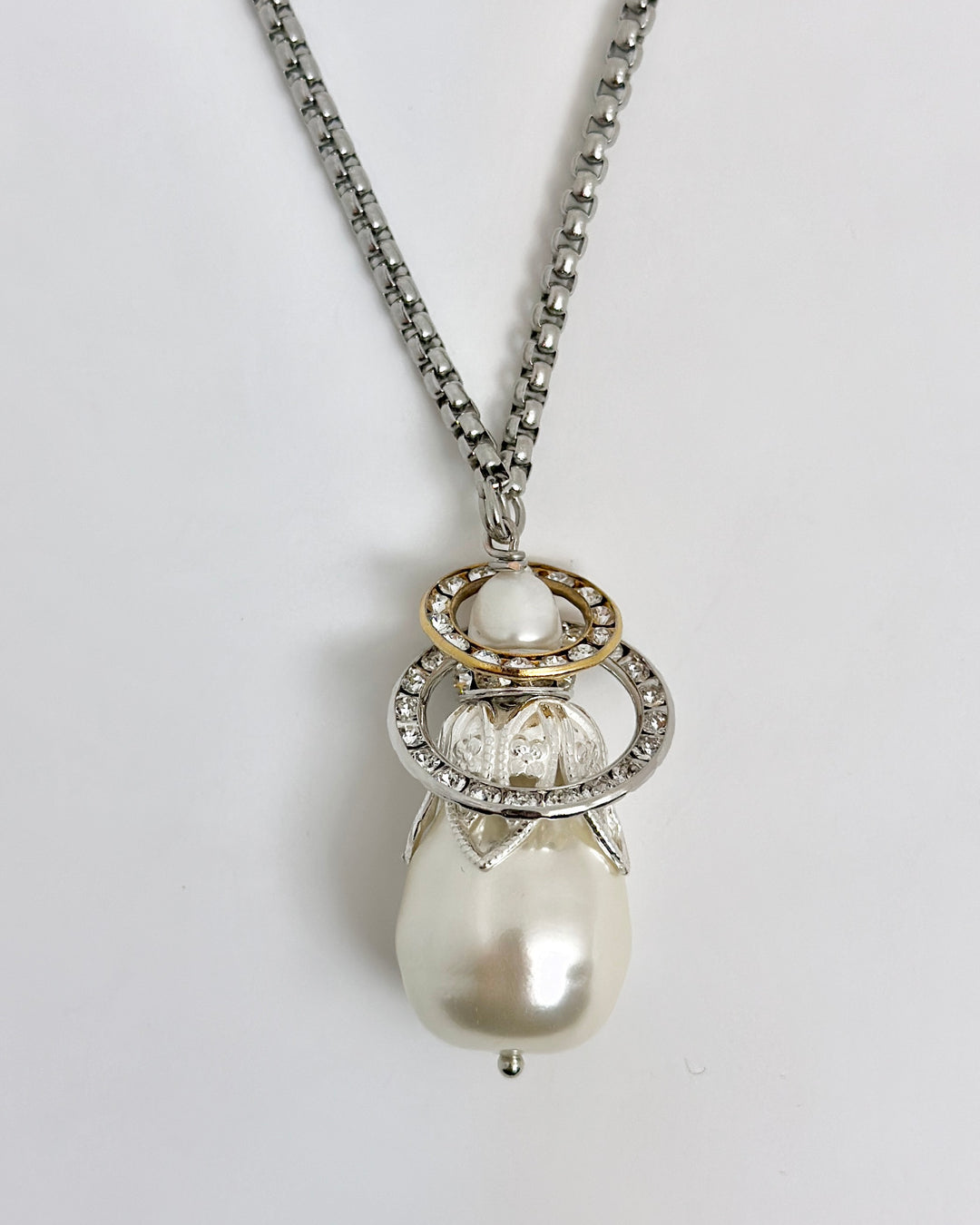 Gothic Grande Pearl Necklace