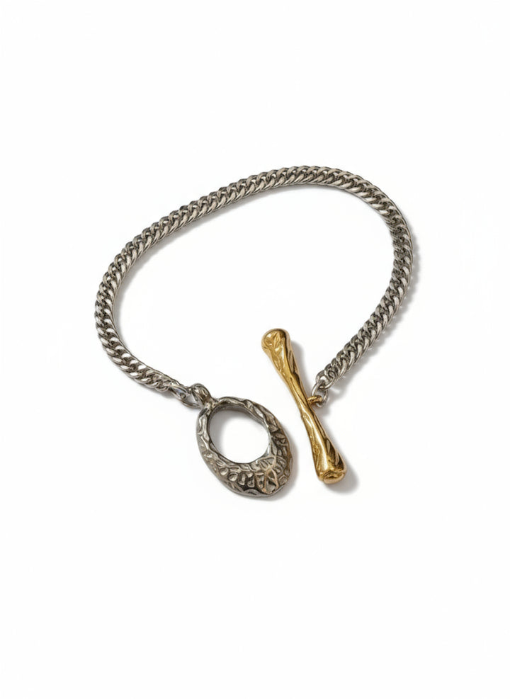 The Clasp - Oversized Choker