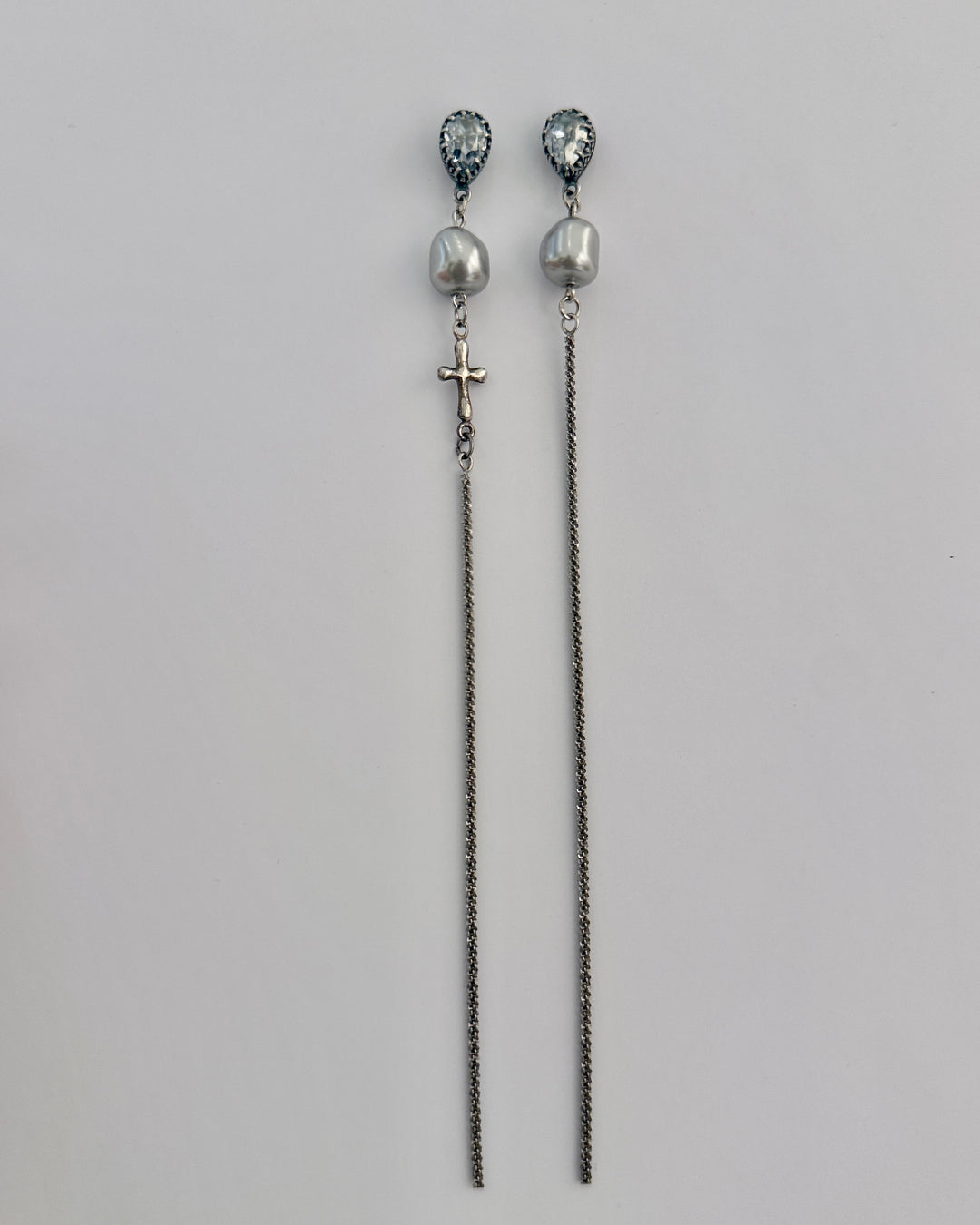 Realic Treads Earrings