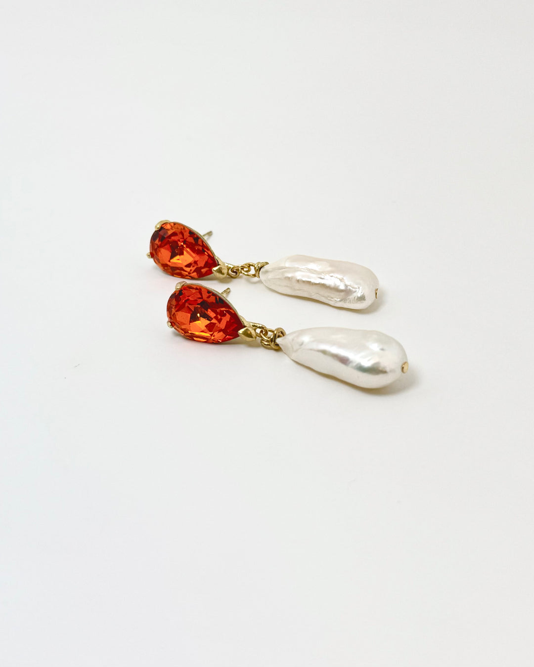 River Pearl Earrings