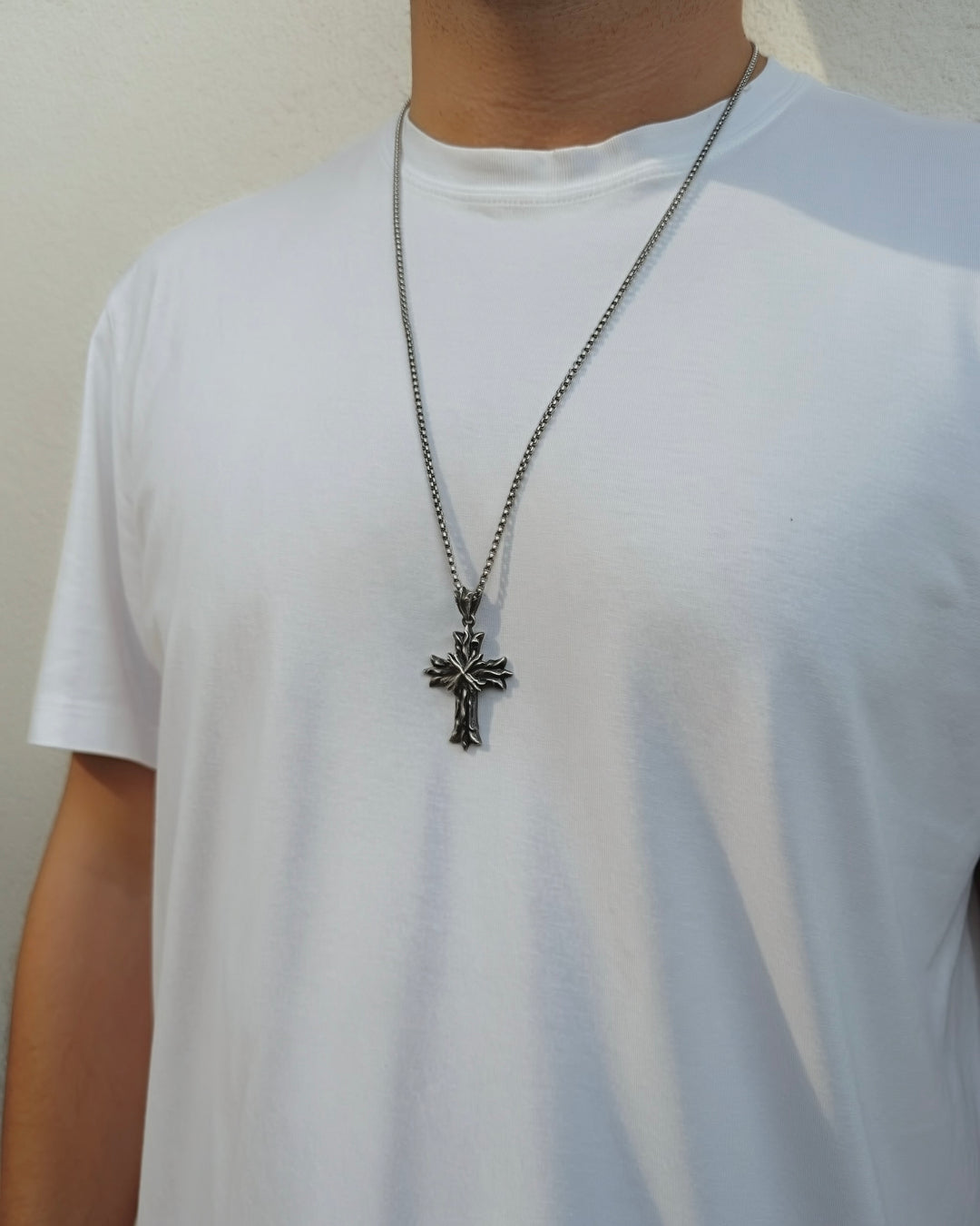 Royal Cross Necklace - Patina Silver