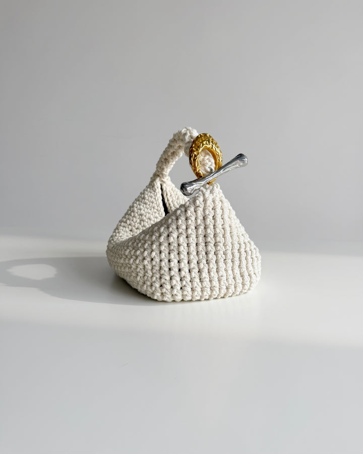 Gigi Clasp Bag - White