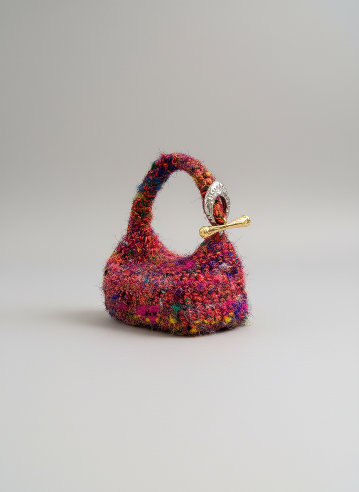 Small Gigi Clasp Bag - Silky