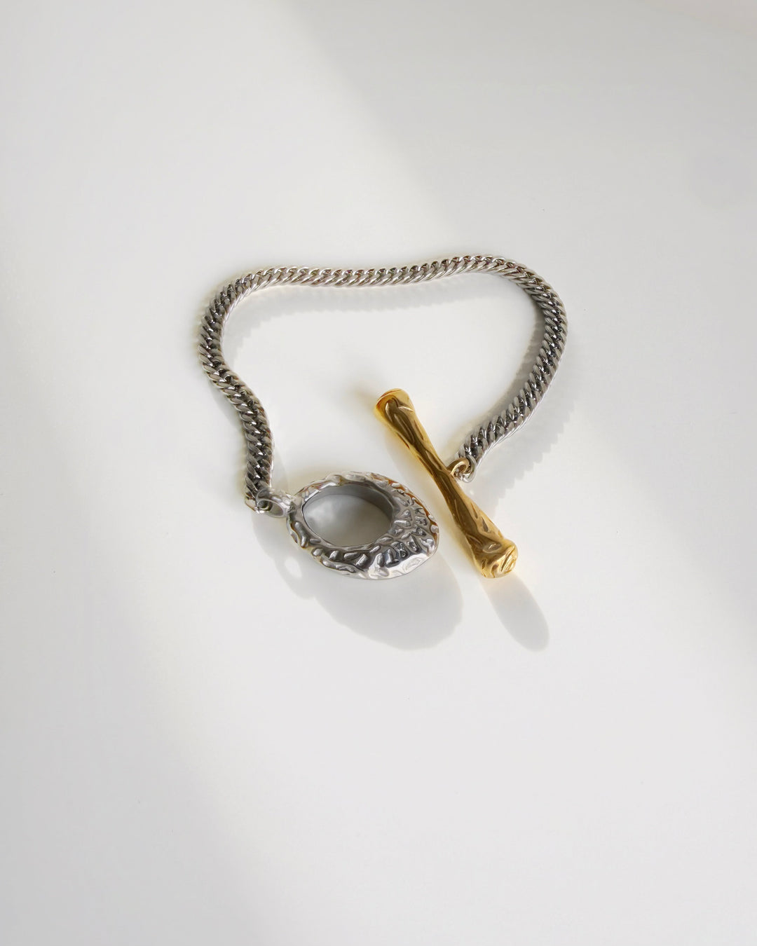 The Clasp - Oversized Chain Choker
