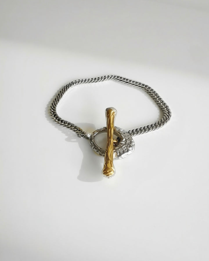 The Clasp - Oversized Chain Choker