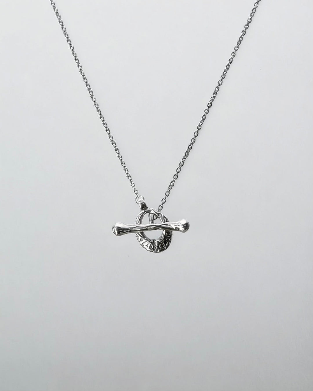 Tiny Clasp Necklace