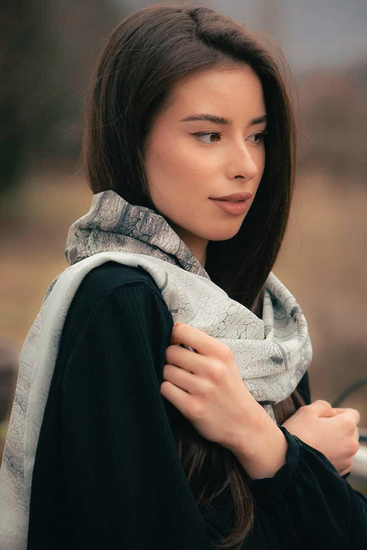 Traces of Ecstasy Scarf