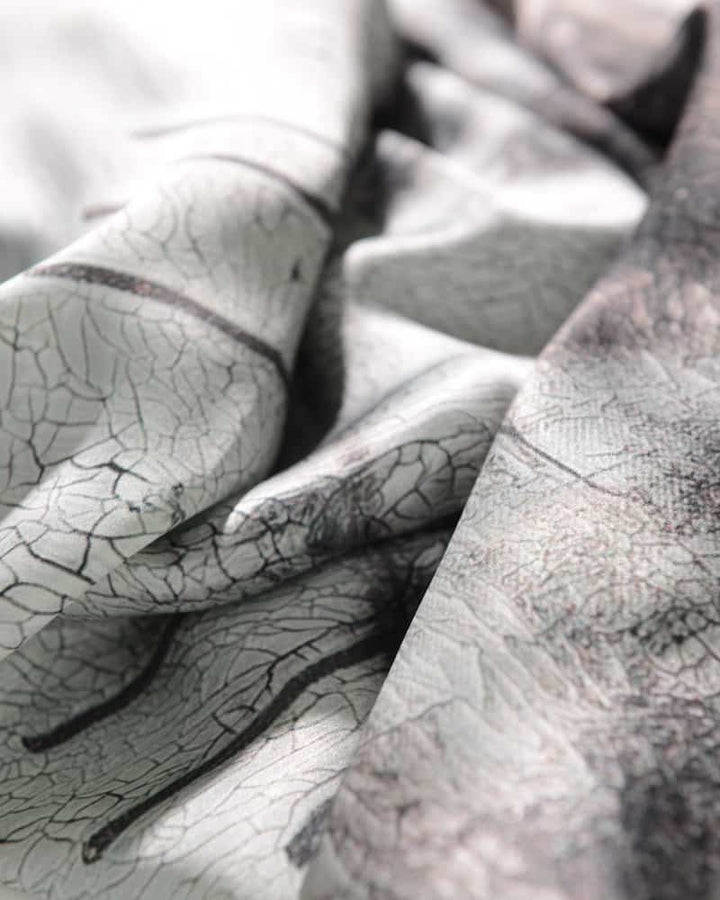 Traces of Ecstasy Scarf