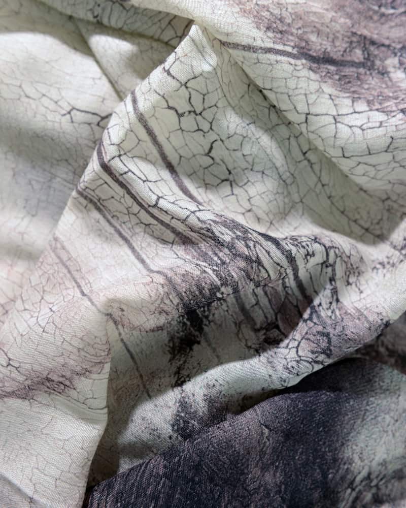 Traces of Ecstasy Scarf