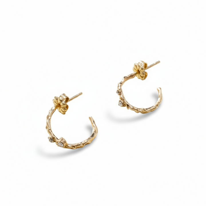 Wavy 14K Gold Diamonds Earrings