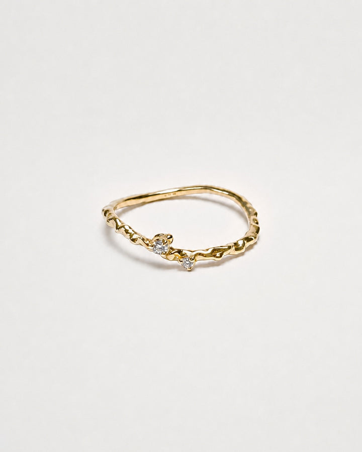 Wavy 14K Gold Diamonds Ring