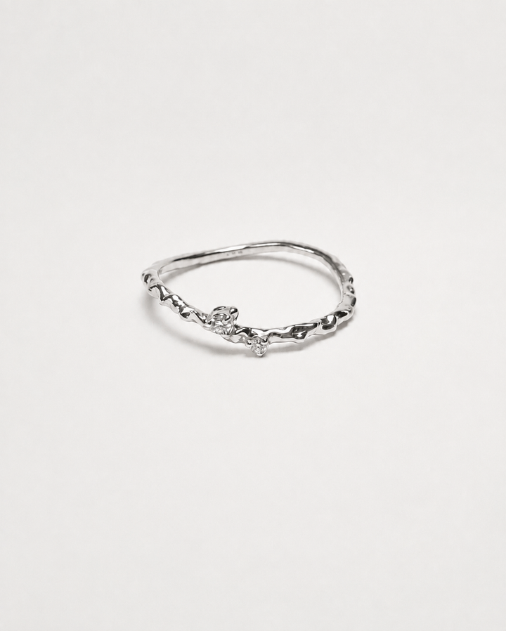 Wavy 14K Gold Diamonds Ring