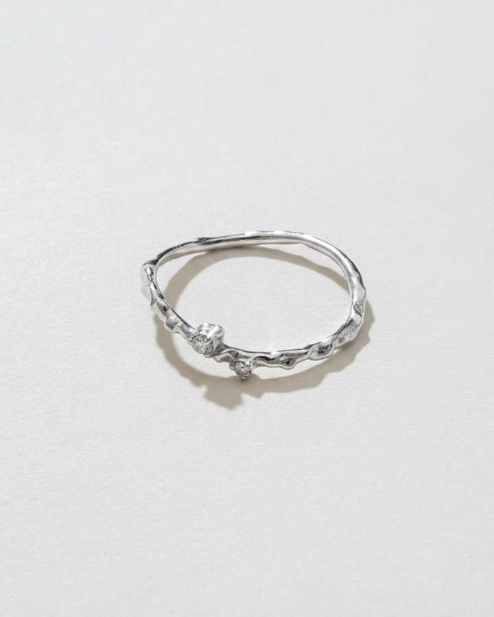 Wavy 14K Gold Diamonds Ring