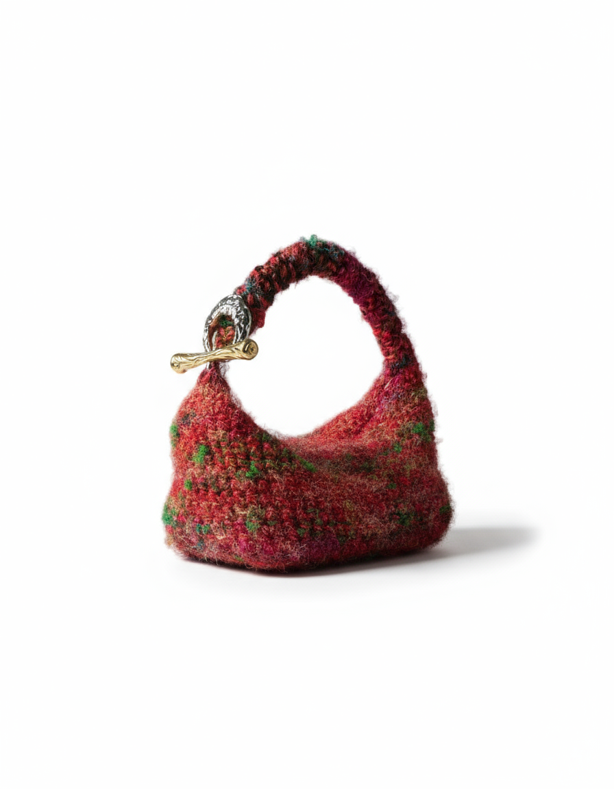 Small Gigi Clasp Bag - Silky