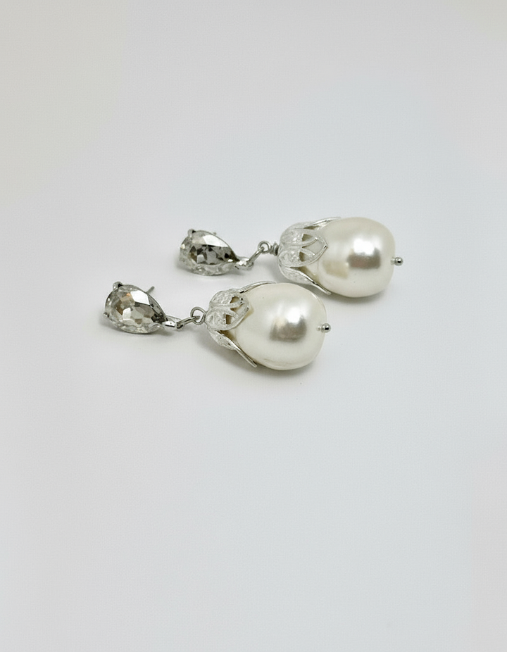 Gothic Grande Pearl Earrings