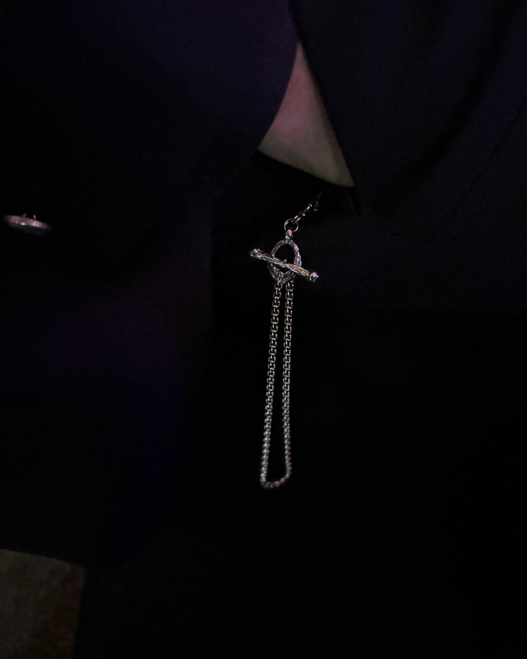 The Clasp - Phone Holder